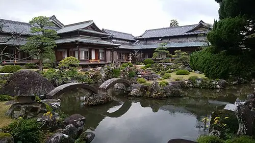 旧藏内氏庭園
