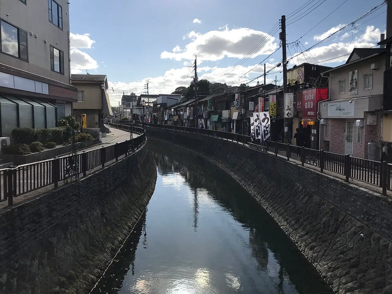 水巻町:堀川 (遠賀川水系)