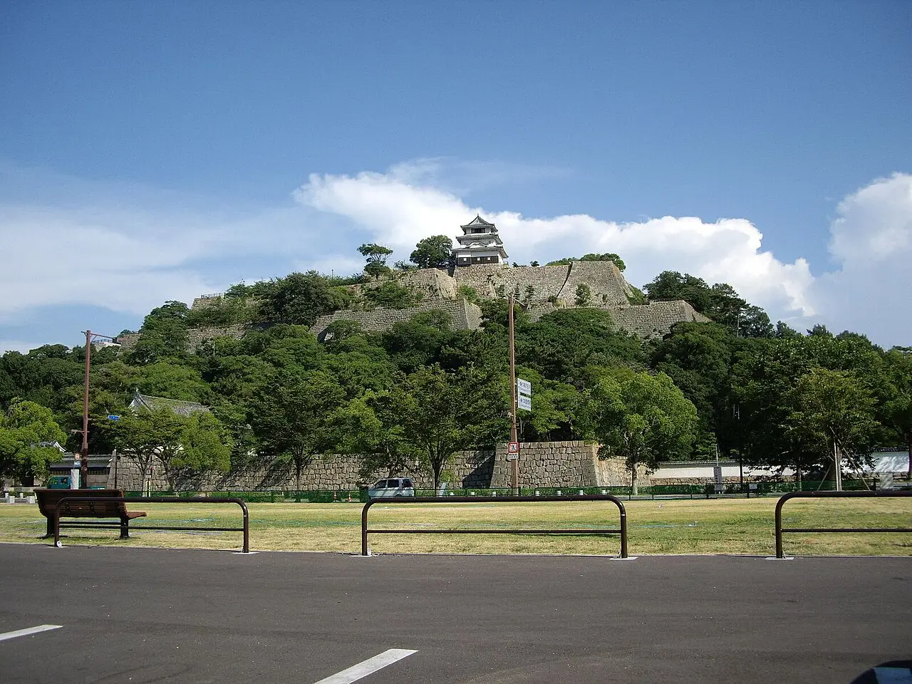 丸亀市：丸亀城
