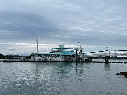 わくわく海中水族館シードーナツ