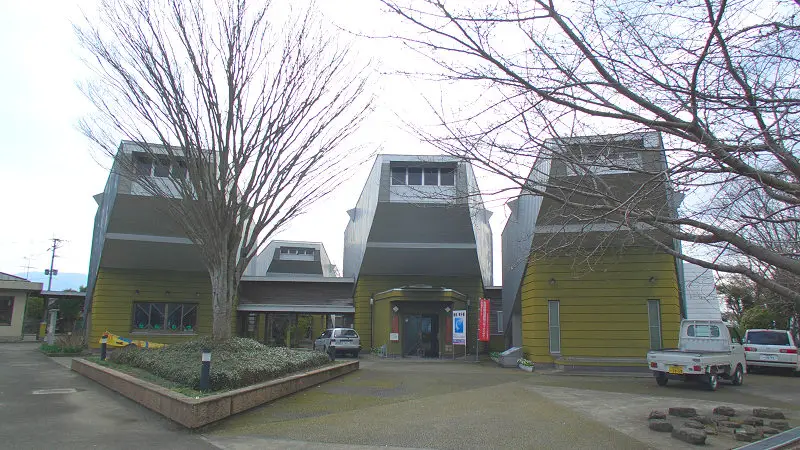 湯前町：湯前まんが美術館