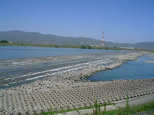 吉野川第十堰